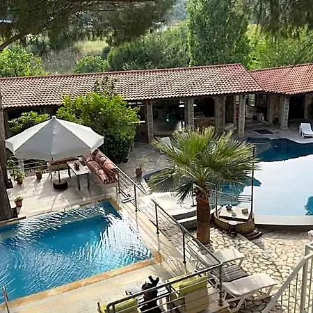 Efes Hidden Garden 호텔