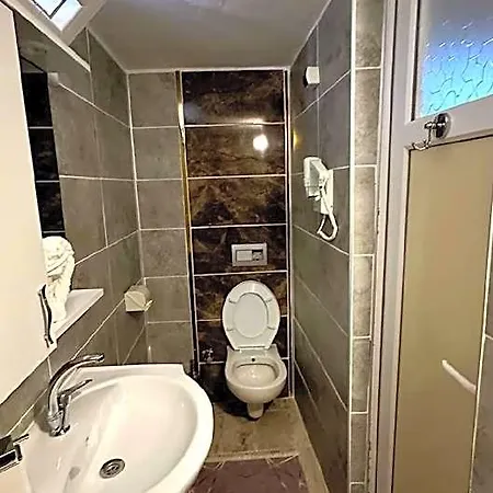 Efes Hidden Garden 호텔 3*